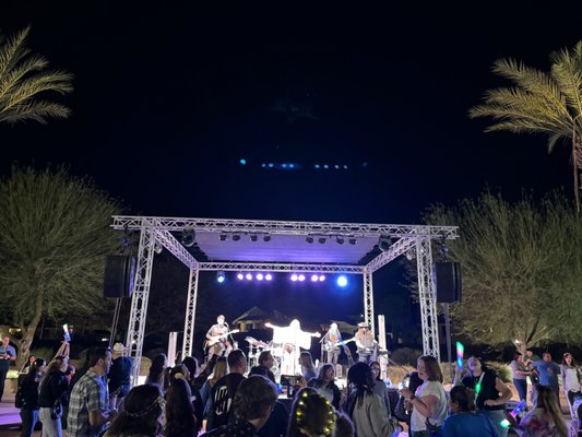 Parkchella 2024 - We created an incredible event for the Palm Spring community with one of our favorite performers!
We provided all stage, sound, lights, and entertainment. Parkchella 2024 - We created an incredible event for the Palm Spring community with one of our favorite performers!
We provided all stage, sound, lights, and entertainment.