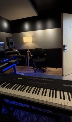 Vocal Studio - State of the art vocal studio – in collaboration with IO Music Academy in Hollywood, CA. Vocal Studio - State of the art vocal studio – in collaboration with IO Music Academy in Hollywood, CA.
