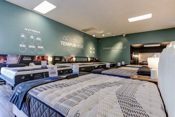 Matresses - We offer a wide selection of high end mattresses to fit every comfort preference and budget. We feature luxury brands such as Sealy, Tempur-pedic, and more!