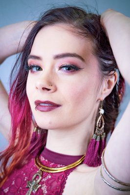Portraits and Headshots. - Most portrait and headshot sessions last between 30-45 minutes. Portraits and Headshots. - Most portrait and headshot sessions last between 30-45 minutes.