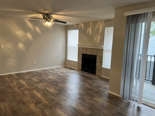 Deep Cleaning - cleaning done for a moven out, cleaning bathrooms, kitchen, carpet, windows, hardwood floor. Deep Cleaning - cleaning done for a moven out, cleaning bathrooms, kitchen, carpet, windows, hardwood floor.