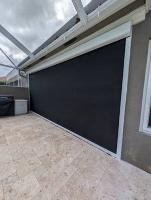Hurricane-Resistant Motorized Screen - Hurricane-Resistant Motorized Screen perfect for any weather Hurricane-Resistant Motorized Screen - Hurricane-Resistant Motorized Screen perfect for any weather