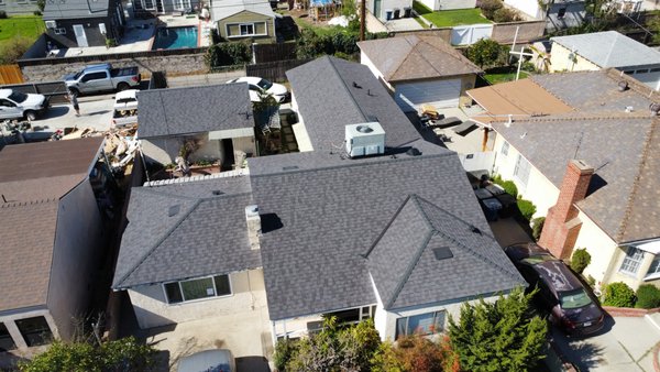 Burbank CA - New Asphalt Shingle Roof System - Beautiful "Moire Black" CertainTeed Landmark Solaris Cool Roof installed in Burbank, CA—Title 24 & 31 compliant for energy efficiency. Built with RoofRunner protection and O’Hagin dormers for superior ventilation and lasting curb appeal.