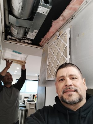 About D&S Services - Hi my name is Dennis if you want to make an appointment please feel free to do so at 818-912-5554. we service all major appliances
GE - LG -Maytag- whirlpool - Samsung - Amana
Viking - Sub zero - Miele- Wolf and all many other major appliances.We also install and repair A/C and Heaters. CALL NOW!! you can receive a 15 percentage on labor.