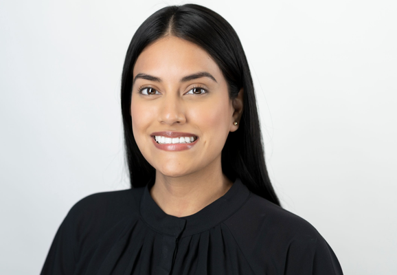 Headshots - Ideal for crafting a polished, professional image for LinkedIn, boosting your online presence, and standing out in press releases and beyond. Book a session today to make a lasting impression!