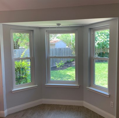 Replacement Windows - We only use award-winning, energy-star rated replacement windows from the best in the industry. We install double-paned, argon-filled windows with a LowE film to block UV rays which help to insulate your home year-round. Replacement Windows - We only use award-winning, energy-star rated replacement windows from the best in the industry. We install double-paned, argon-filled windows with a LowE film to block UV rays which help to insulate your home year-round.