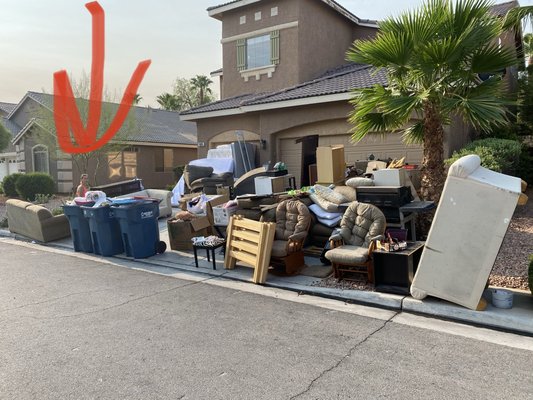 Furniture and junk removal - Tenant left a full house of furniture and junk behind Furniture and junk removal - Tenant left a full house of furniture and junk behind