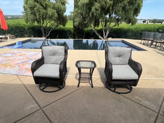 Outdoor Furniture Assembly. - 6 piece outdoor furniture kit.
