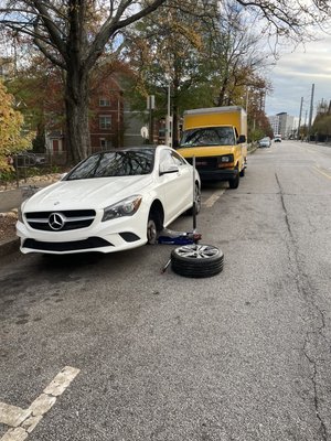 Mobile Tire Service - Call 404-749-0918 for mobile tire service or flat tire repair and roadside assistance.