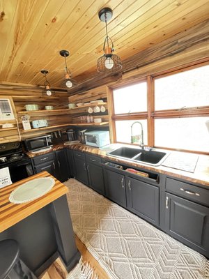 Custom Work, Cleaning, & Lawn - My husband helped turn this shell of a place into a Airbnb in less than 2 months. We do custom work, as well as cleaning maintenance and lawncare. There's no job we wont do. Let us help you, its what were called to do! www.Sipeheavenlyhomes.com Custom Work, Cleaning, & Lawn - My husband helped turn this shell of a place into a Airbnb in less than 2 months. We do custom work, as well as cleaning maintenance and lawncare. There's no job we wont do. Let us help you, its what were called to do! www.Sipeheavenlyhomes.com