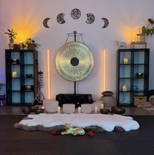 A Space for Connection, Healing & Higher Conversation - Our space was created with intention a sanctuary for like-minded souls to gather, learn, and grow together.
We host community gatherings centered around metaphysics, sound healing, energy work, intuitive development, and embodied practices. Whether you're brand new to these modalities or have been walking this path for years, you’ll find a welcoming environment rooted in curiosity, respect, and authentic connection.
This isn’t just a venue — it’s a community.
A place where meaningful conversations unfold.
Where you can explore the unseen, expand your awareness, and deepen your relationship with yourself and others.
From immersive sound baths and experiential workshops to open discussions on metaphysical topics, our events are designed to be interactive, educational, and heart-centered. We believe healing and growth happen best in safe, supportive environments where everyone’s voice and experience are honored.
If you’re looking for a grounded yet expansive space to connect with others who are curious about energy, consciousness, and holistic practices we’d love to welcome you.
Come as you are. Leave feeling inspired, connected, and nourished. A Space for Connection, Healing & Higher Conversation - Our space was created with intention a sanctuary for like-minded souls to gather, learn, and grow together.
We host community gatherings centered around metaphysics, sound healing, energy work, intuitive development, and embodied practices. Whether you're brand new to these modalities or have been walking this path for years, you’ll find a welcoming environment rooted in curiosity, respect, and authentic connection.
This isn’t just a venue — it’s a community.
A place where meaningful conversations unfold.
Where you can explore the unseen, expand your awareness, and deepen your relationship with yourself and others.
From immersive sound baths and experiential workshops to open discussions on metaphysical topics, our events are designed to be interactive, educational, and heart-centered. We believe healing and growth happen best in safe, supportive environments where everyone’s voice and experience are honored.
If you’re looking for a grounded yet expansive space to connect with others who are curious about energy, consciousness, and holistic practices we’d love to welcome you.
Come as you are. Leave feeling inspired, connected, and nourished.
