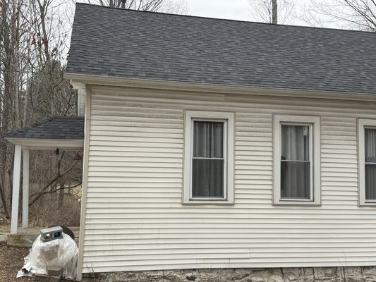 Some Roofs I’ve done recently - These are a few roofs I’ve done recently in various sizes all using GAF shingles