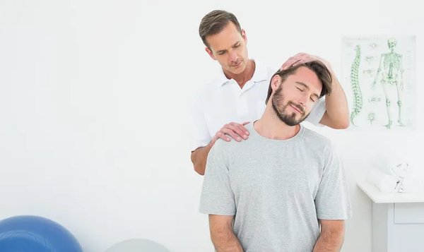 Neck Pain Treatment - If you’re looking for trusted relief to your neck pain, one call to Century Center Chiropractor is all it takes. After just one visit with us, you’ll instantly see why thousands of patients continue to come back to our office. Neck Pain Treatment - If you’re looking for trusted relief to your neck pain, one call to Century Center Chiropractor is all it takes. After just one visit with us, you’ll instantly see why thousands of patients continue to come back to our office.
