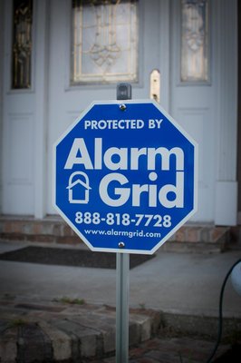 Successful Homeowner Self-Installs! - Alarm Grid has homeowners all over the United States installing and activating their own systems. Join them by giving us a call today. Install your own system, or let us take over the one that's already on your wall. We can do it all, and our staff is the most helpful and knowledgeable in the industry. Successful Homeowner Self-Installs! - Alarm Grid has homeowners all over the United States installing and activating their own systems. Join them by giving us a call today. Install your own system, or let us take over the one that's already on your wall. We can do it all, and our staff is the most helpful and knowledgeable in the industry.