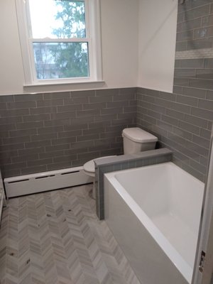 Bathroom Remodeling - Here are some bathrooms that we remodeled. From the floor to the ceiling.