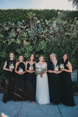 Bridesmaids - We know your friends and family are just as important as you are in your day. We are here for their glamorous
Needs too Bridesmaids - We know your friends and family are just as important as you are in your day. We are here for their glamorous
Needs too