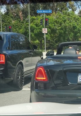 DIFFICULT SERVICE - The subject left his apartment building after 4 hours of waiting for him to come out.  Our investigator initiated a rolling surveillance and when he stopped at a red light, he jumped out and served him!