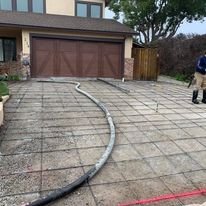 Salt Finish Driveway - Salt Finish concrete on colored concrete Salt Finish Driveway - Salt Finish concrete on colored concrete