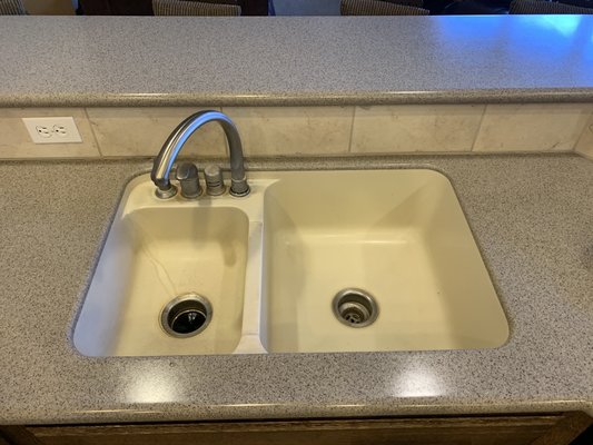 Countertop sink replacement
Cut cracked & damaged countertop, remove old sink install new sink - Countertop sink replacement
Cut cracked & damaged countertop, remove old sink install new sink Countertop sink replacement
Cut cracked & damaged countertop, remove old sink install new sink - Countertop sink replacement
Cut cracked & damaged countertop, remove old sink install new sink
