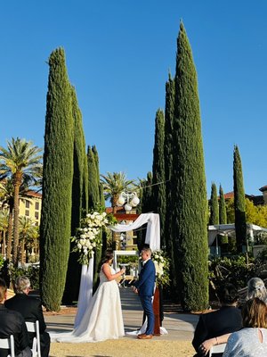 Green Valley Ranch Weddings - Check out weddings at Green Valley Ranch by Memory Lane Video
https://mlvnv.com/tag/green-valley-ranch/ Green Valley Ranch Weddings - Check out weddings at Green Valley Ranch by Memory Lane Video
https://mlvnv.com/tag/green-valley-ranch/