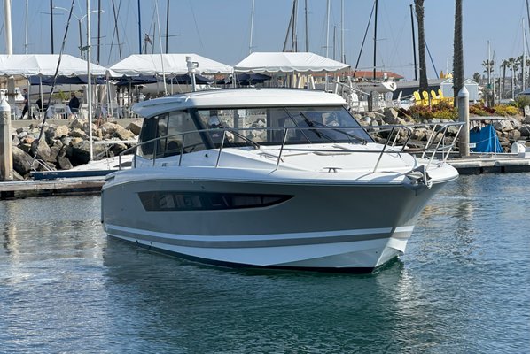 Jeanneau NC11 - This Jeanneau NC11 is offered for sale in Redondo Beach at $315,000