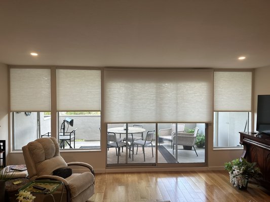 Hunter Douglas shades products - We help you choose best product option to fit your need. Call today for a free consultations and free quote. Hunter Douglas shades products - We help you choose best product option to fit your need. Call today for a free consultations and free quote.