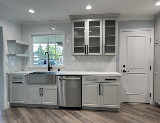 Kitchen Cabinetry - White kitchen Kitchen Cabinetry - White kitchen