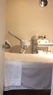 Facial and Waxing - Facial Packages Avail to leave your skin cleaner, softer, younger and truly transformed - Schedule your appointment Facial and Waxing - Facial Packages Avail to leave your skin cleaner, softer, younger and truly transformed - Schedule your appointment