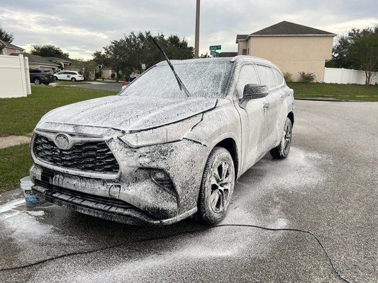 Vehicles Foamed up and Washed! - These are some vehicles I have washed up and detailed! There are different packages that I offer! Call me to get a quote to see what best fits your vehicle!