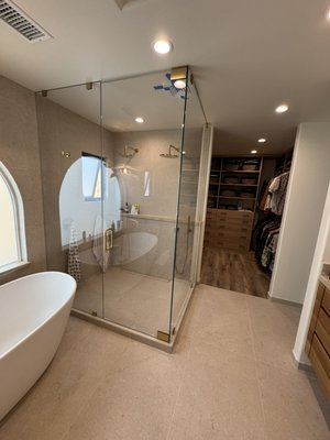 Smooth Master bathroom, also hung the mirrors above the vanity. - This was a large project involving the GC and timing to make it all completed in a timely fashion.