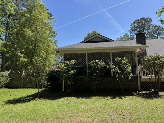 6” seamless gutters - We wrap the entire house in 6” seamless gutters 325 feet of gutters 6” seamless gutters - We wrap the entire house in 6” seamless gutters 325 feet of gutters