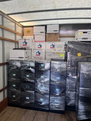 Commercial moving (Plastic surgery move) - NONSTOP MOVING is a licensed company with GOOD experience and FAIR price. EVERY customer is IMPORTANT for us. We always ready to make your moving project easy and stress-free for you. 
Our services include:
- Free use furniture protection (blankets, plastic wrap and tape);
- Free use wardrobe boxes;
- Disassembly and reassembly of furniture;
- Free use dollies, rollers, straps, tools etc