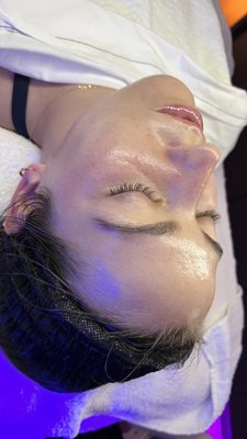 Hydrafacial Glow  - 310-946-9318 - Every Hydrafacial treatment starts with three fundamental steps: Cleansing, Extraction, and Hydration. These steps synergize to deeply cleanse your skin, remove impurities, and infuse it with revitalizing serums. Opt for a 30-minute session for a quick refresh or a thorough 1-hour treatment for more intensive care. Experience "the skin of your life" with our Hydrafacial services.