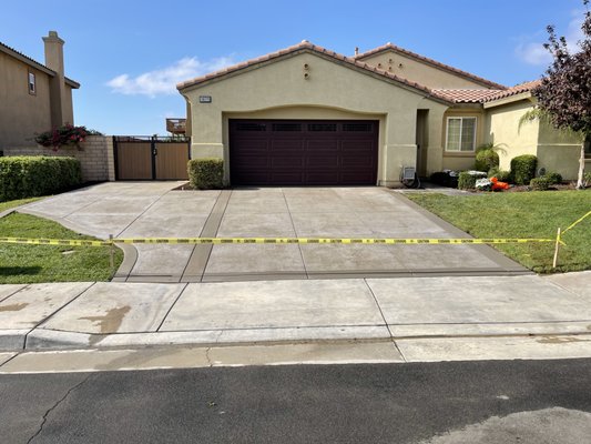 Driveways - We can help you extend or completely redo your driveway! Driveways - We can help you extend or completely redo your driveway!