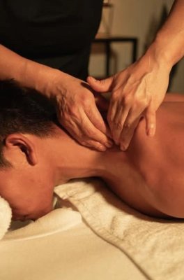 Energy Release Massage 90 min - An extended therapeutic session that focuses on unblocking the body’s energy flow (Qi).
Combining specialized touch, slow stretching, and subtle energetic techniques, it supports emotional release, improves vitality, and leaves you feeling open, balanced, and deeply renewed. Energy Release Massage 90 min - An extended therapeutic session that focuses on unblocking the body’s energy flow (Qi).
Combining specialized touch, slow stretching, and subtle energetic techniques, it supports emotional release, improves vitality, and leaves you feeling open, balanced, and deeply renewed.