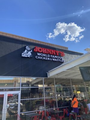 Johnnies Chicken and Waffles - We gutted out the kitchen for new tenant. We power washed all walls and floors squeaky clean! We did exterior and exterior work as well as you can see in our photos! Johnnies Chicken and Waffles - We gutted out the kitchen for new tenant. We power washed all walls and floors squeaky clean! We did exterior and exterior work as well as you can see in our photos!