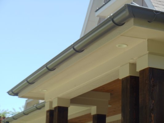 Gutter Install 2021 - The Home was fitted with an ornamental 6" half-round gutter. Gutter Install 2021 - The Home was fitted with an ornamental 6" half-round gutter.