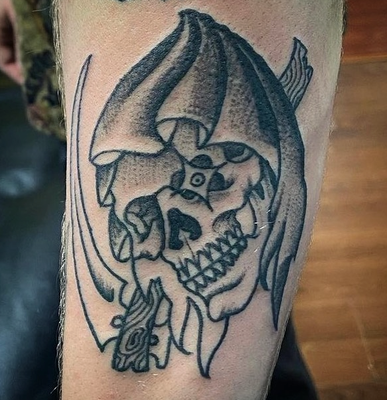 Books open - hit us up so you have new ink to show off at all those Holiday Parties! - For those of you early planners - it's gift giving season - and we can do gift certificates in any amount you'd like to give. Books open - hit us up so you have new ink to show off at all those Holiday Parties! - For those of you early planners - it's gift giving season - and we can do gift certificates in any amount you'd like to give.