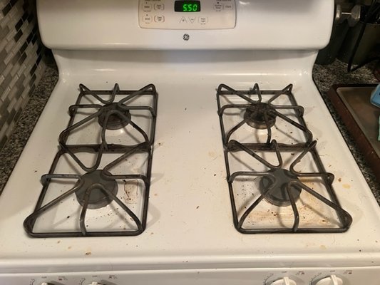 Kitchen cleaning - Before and after oven cleaning Kitchen cleaning - Before and after oven cleaning