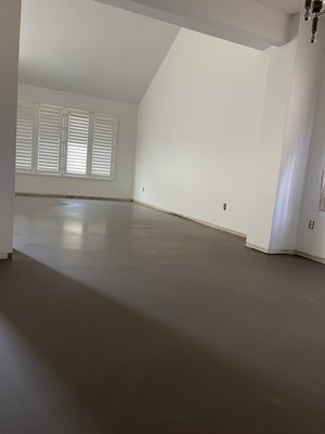Self Leveling Cement - Self leveling cement is ideal for unleveled concrete slabs. Self Leveling Cement - Self leveling cement is ideal for unleveled concrete slabs.