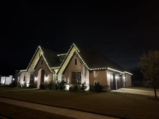Christmas Light Jobs - Let Peak Point Lighting make your home shine brighter than ever this Christmas. Give us a call to get a free quote! Christmas Light Jobs - Let Peak Point Lighting make your home shine brighter than ever this Christmas. Give us a call to get a free quote!