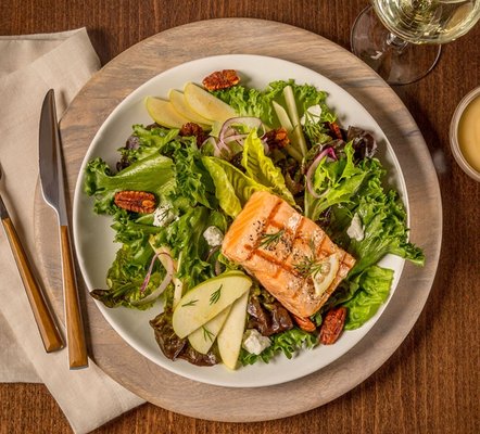Food & Restaurant Photography - Popular for restaurants, catering, and food truck businesses. If you can cook or eat food we can capture the moment.