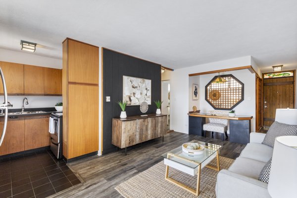 🏆 Mission Accomplished: S⭕️LD 🥳 - Congratulations to our friend and seller client for selling their unit at Harbor Square: Harbor Tower in beautiful downtown. They originally partnered with another agency and wasn’t able to achieve their mission; THEN, we partnered up, opened the lines of communication with clear expectations and a strategy, and all hands on deck, we were able to ensure a photo finish T⭕️GETHER.
.
Call us today so we can help you with selling your property or finding your home or investment property 👍🏽 the process is easier than you think: ☎️ 808.990.3443.
.
Mahalo to the entire team: