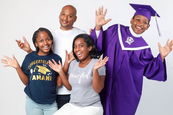 Family Photography Sessions! - Family Session photography sessions are available! Make the most memories with your family! Book now! Family Photography Sessions! - Family Session photography sessions are available! Make the most memories with your family! Book now!