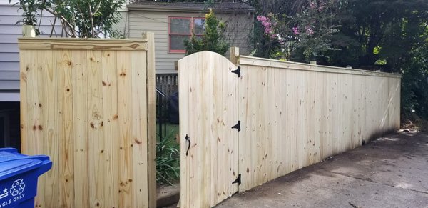 Single gate & Fence installation - Clearing the site for a new fence.  The area  was overgrown with vegetation, the old fence was falling down.  The photo shows the new gate and fence.