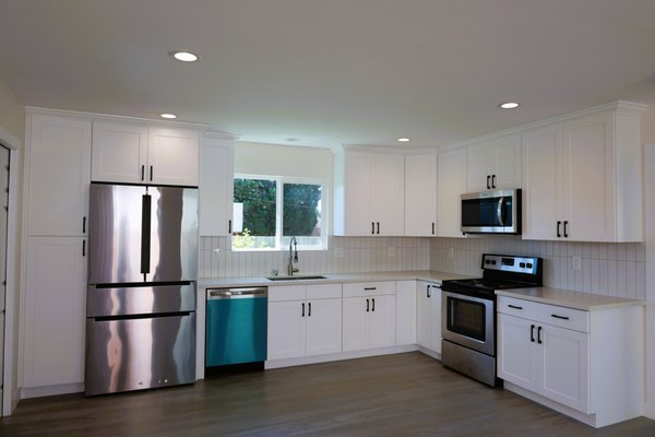 Hayward -ADU - An 800 square foot ADU was built in Hayward. The whole process took around 8 months. It has two bedrooms and two bathrooms. Hayward -ADU - An 800 square foot ADU was built in Hayward. The whole process took around 8 months. It has two bedrooms and two bathrooms.