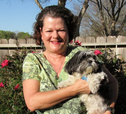 Pet Sitting - Let's schedule a meet and greet so I can meet with you and your pets. Pet Sitting - Let's schedule a meet and greet so I can meet with you and your pets.