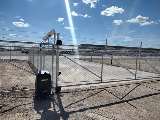 Commercial Fencing - Commercial fences, in conjunction with automated access gates, help ensure everyone remains in their dedicated sites. Most companies, but especially those dealing with sensitive information or equipment, benefit from a barrier between their business and potential solicitors and other unwanted guests.