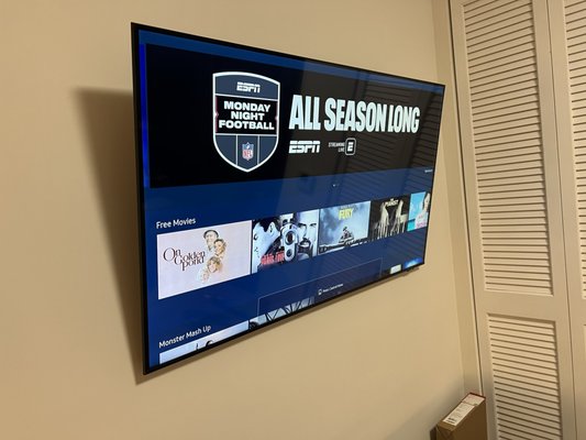 Downtown 5th — 55-inch TV with in-wall cord concealment - This job was to wall mount a 55-inch TV with in-wall cord concealment, and this project in two hours from start to finish.
#AttentionToDetail
#LoveWhatWeDo
#LevelingManiacs
#CleanInstallers
#LaborOfLove Downtown 5th — 55-inch TV with in-wall cord concealment - This job was to wall mount a 55-inch TV with in-wall cord concealment, and this project in two hours from start to finish.
#AttentionToDetail
#LoveWhatWeDo
#LevelingManiacs
#CleanInstallers
#LaborOfLove