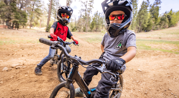 Summer Lift Tickets & Season Passes - When summer arrives in the San Bernardino Mountains, Snow Summit becomes a haven for outdoor adventure seekers. The resort offers some of the best lift-served downhill and cross-country mountain biking trails in the region. To access on-hill terrain, purchase a daily Lift Ticket or MTB Season Pass to explore the ultimate forest landscape. Summer Lift Tickets & Season Passes - When summer arrives in the San Bernardino Mountains, Snow Summit becomes a haven for outdoor adventure seekers. The resort offers some of the best lift-served downhill and cross-country mountain biking trails in the region. To access on-hill terrain, purchase a daily Lift Ticket or MTB Season Pass to explore the ultimate forest landscape.